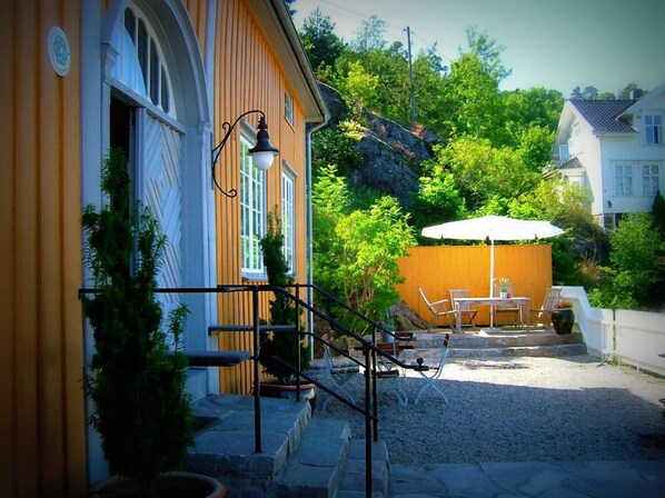 Property entrance - Det Lille Hotel (Risør)
