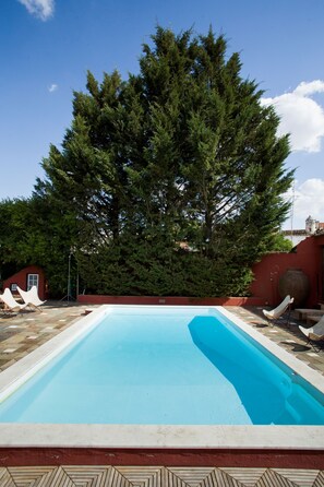 Seasonal outdoor pool