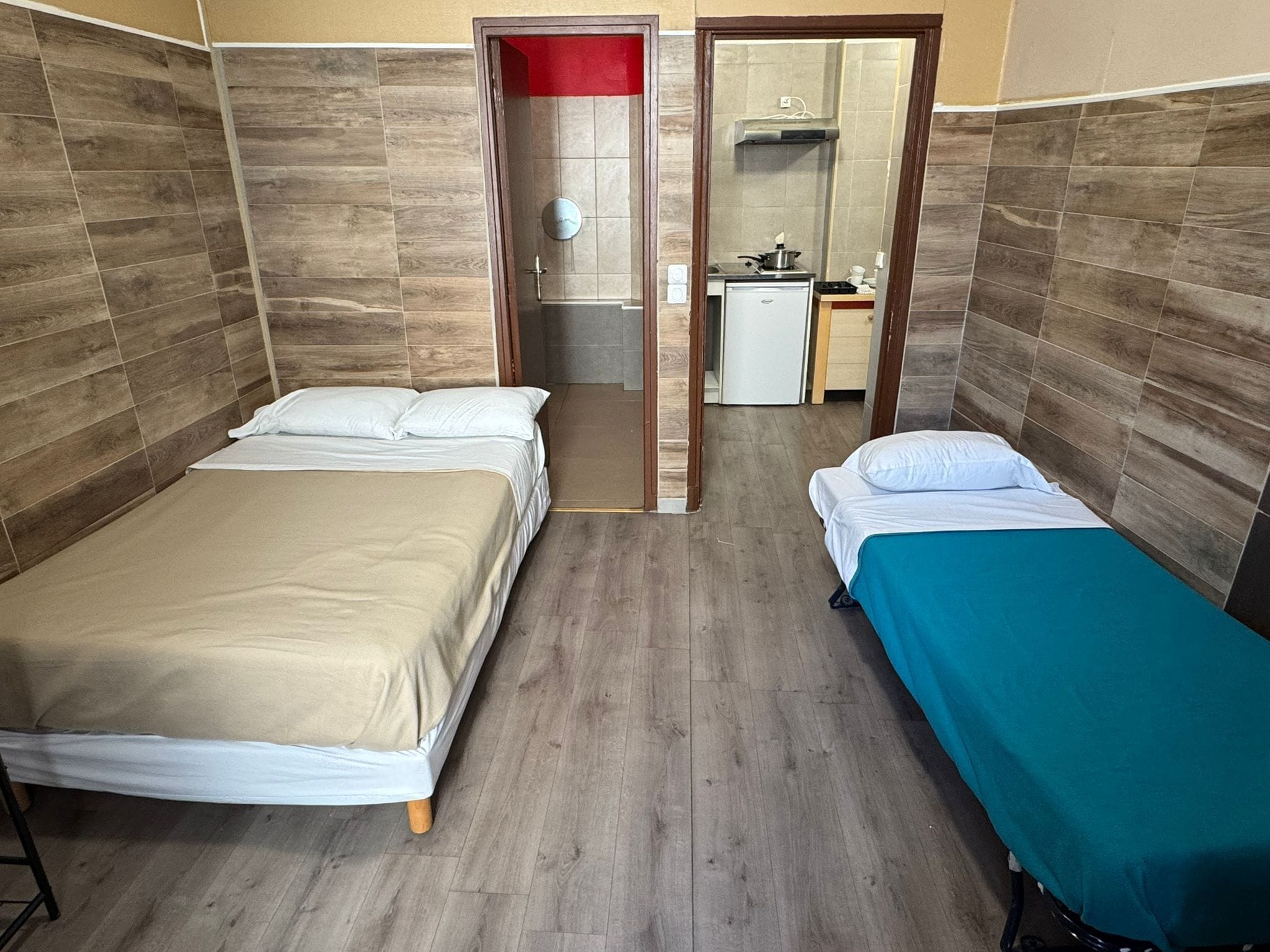 Habitación triple clásica | Wifi gratis 