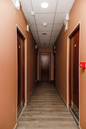 Hallway - Simple Stay - Fresh Start May 2026 (Nice)
