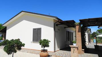 Appartamento Comfort, 1 camera da letto, bagno privato, vista giardino (Menta) | Terrazza/patio