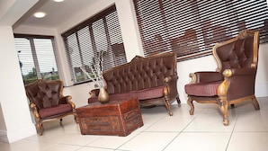 Lobby - The Grosvenor Hotel (Rugby)