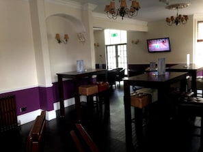 Breakfast and dinner served  - The Grosvenor Hotel (Rugby)