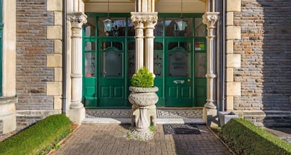 Lincoln House Hotel
