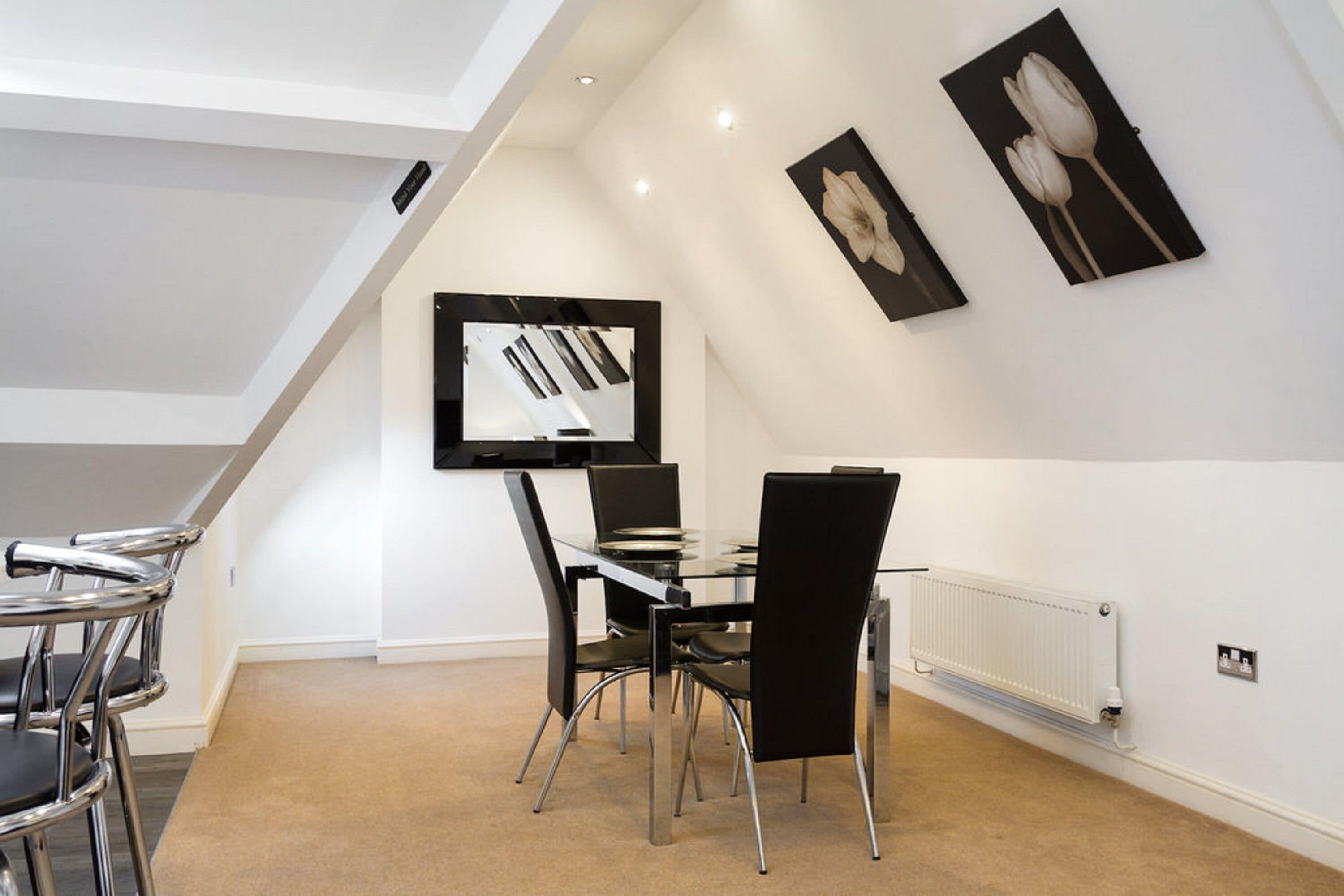 luxury apartment | 1 bedroom, desk, laptop workspace, free wifi