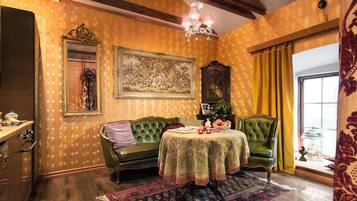 Deluxe Suite | 1 bedroom, individually decorated, individually furnished