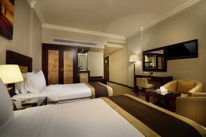 Minibar, in-room safe, desk, free WiFi -  Caesar Hotel (Muscat)
