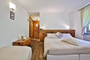 Triple Room | Frette Italian sheets, premium bedding, down duvets, in-room safe - Ellex Eco Hotel (Gressoney-la-Trinite)