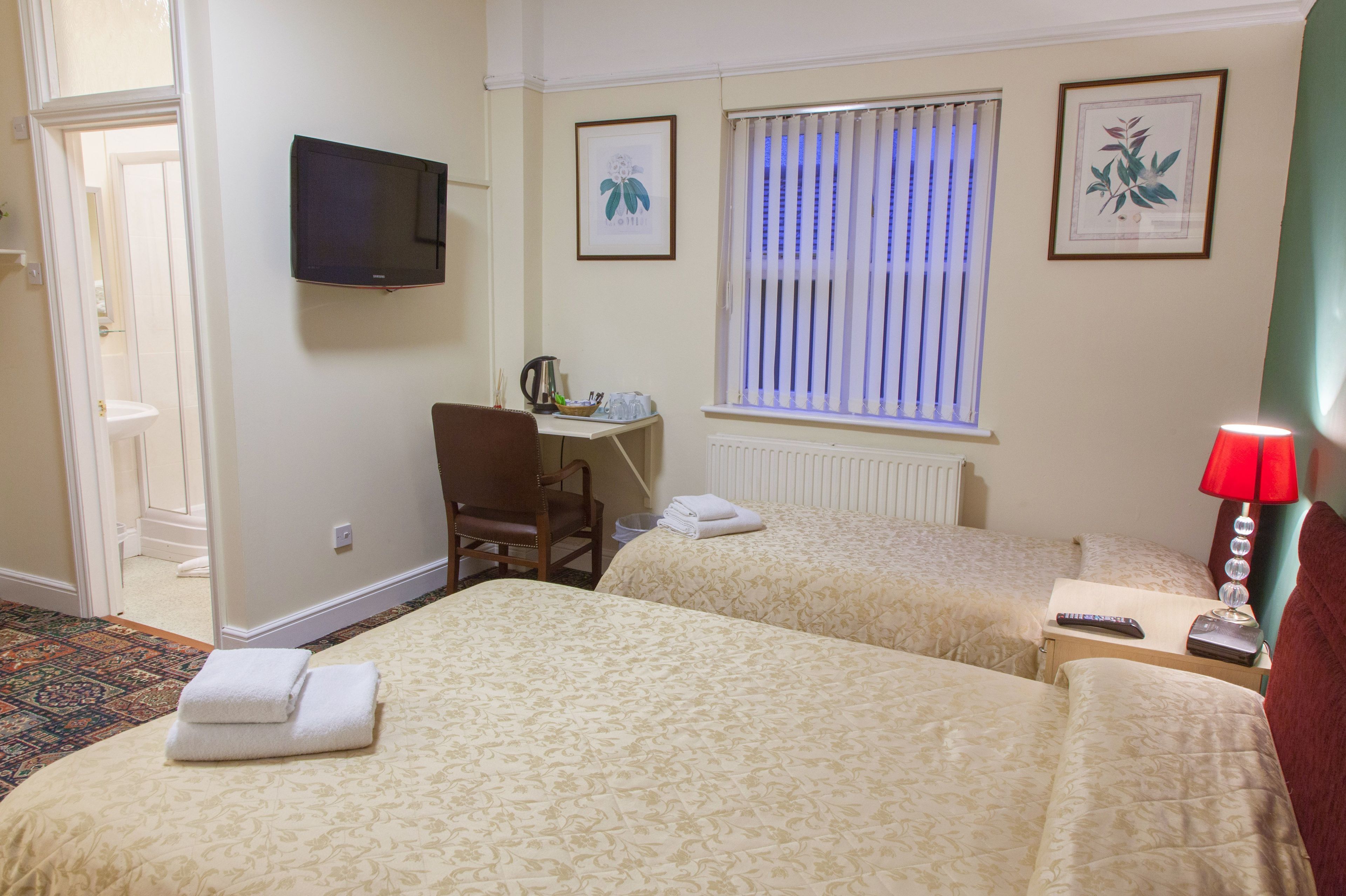 Photo - Gatwick Turret Guest House