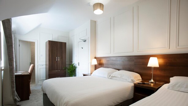 Premium Triple Room - Portcaman House B&B (Bushmills)