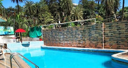 Hotel Sunset Inn Mount Abu with Swimming Pool