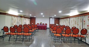 Meeting facility - Hotel Sunset Inn Mount Abu with Swimming Pool (Abu Road)