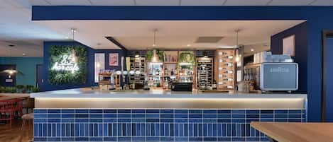 Bar (in der Unterkunft)