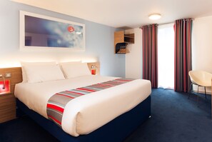 Room - Travelodge Cardiff Central Queen Street (Cardiff)