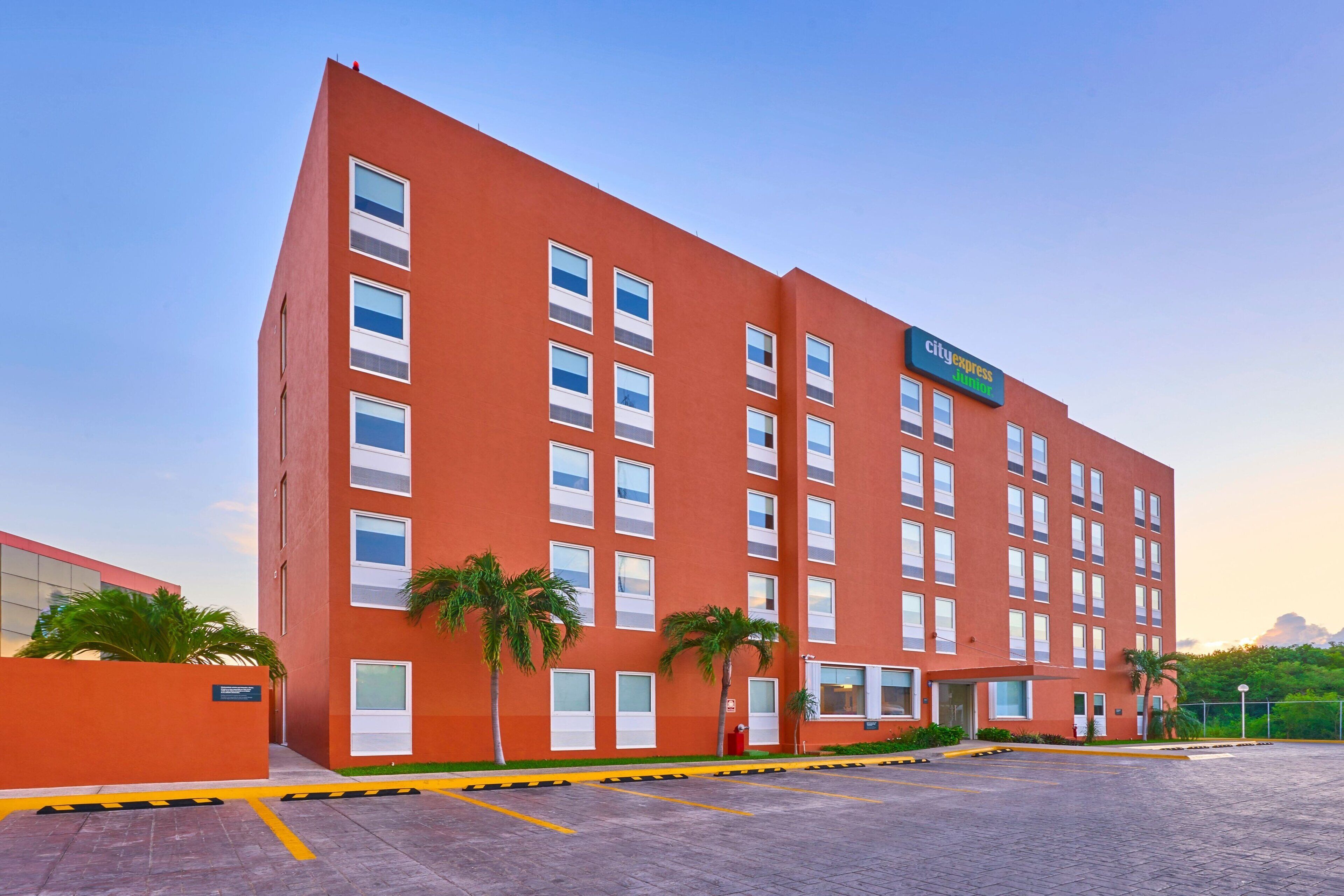 Photo - City Express Junior by Marriott Cancun