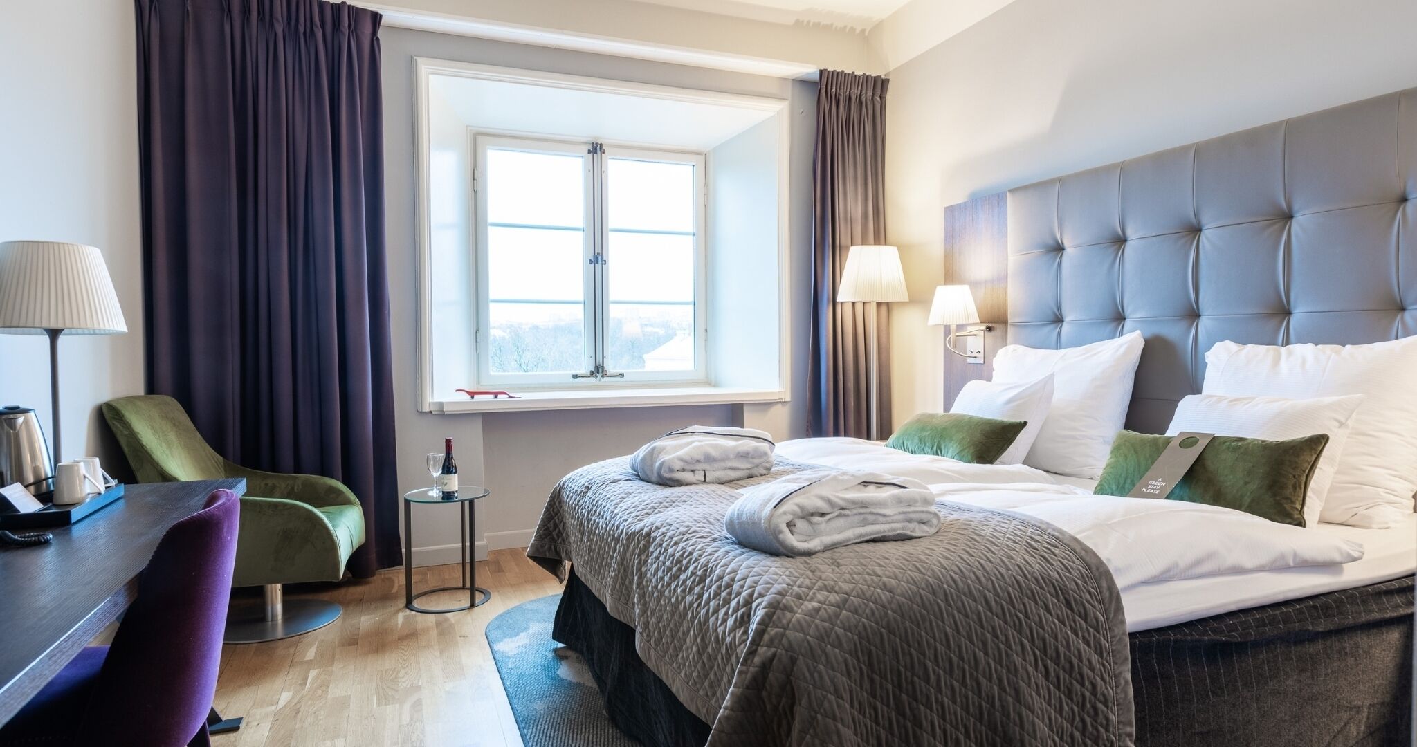 double room - city view | down duvets, minibar, desk, laptop workspace