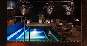 Couples treatment room(s), sauna, steam room