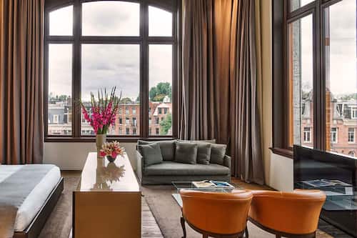 Suite (Van Baerle)