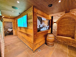 Sauna seca, sauna a vapor