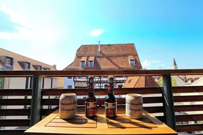 Comfort-Zimmer, 1 Doppelbett, Balkon (Bierkistenzimmer) | Terrasse/Patio