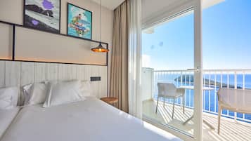 Superior Room, Sea View | 1 bedroom, in-room safe, desk, free WiFi