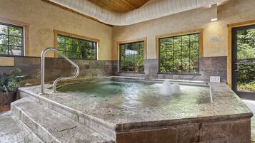 Indoor spa tub