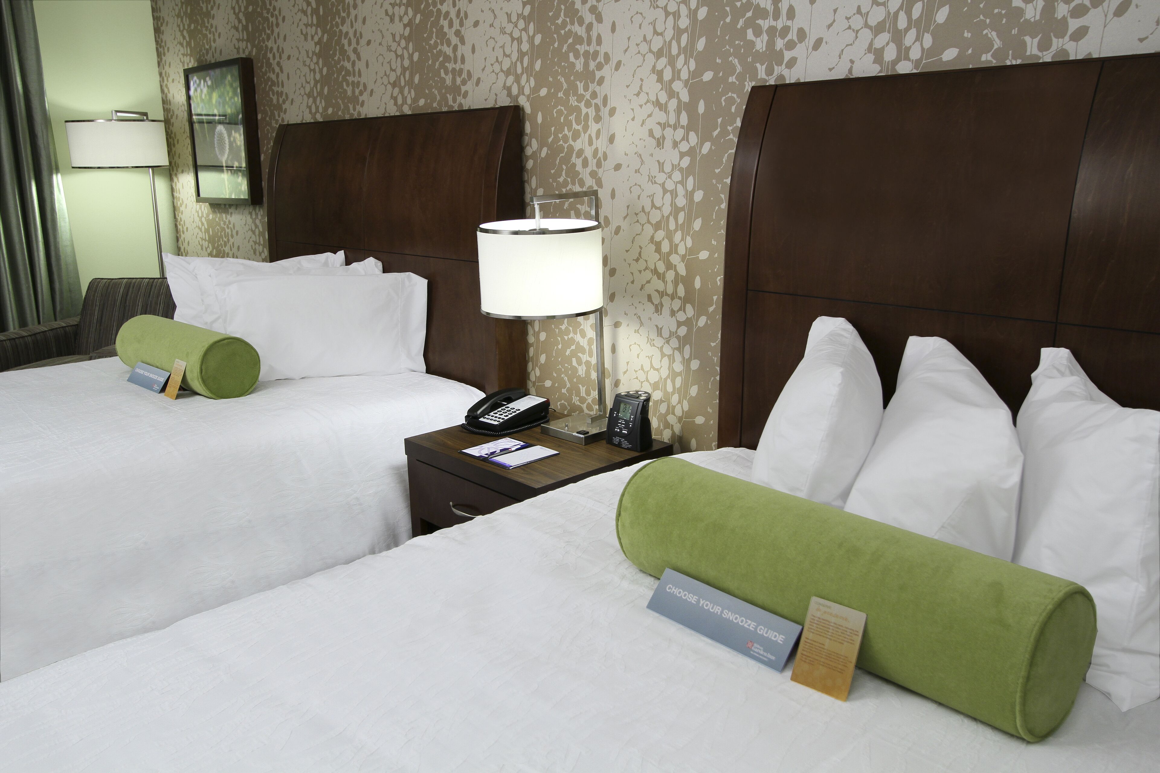 in-room safe, laptop workspace, iron/ironing board