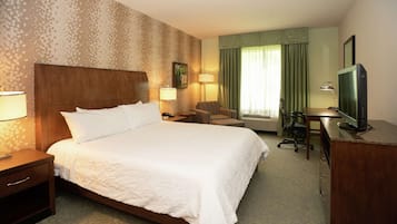 In-room safe, laptop workspace, iron/ironing board