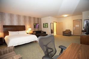 Room, 1 King Bed, Accessible, Bathtub - Hilton Garden Inn Covington (Covington)