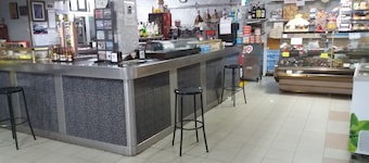 Hostal Restaurante Delfin
