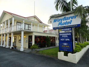 Property entrance - Wayfarer Motel (Kaitaia)