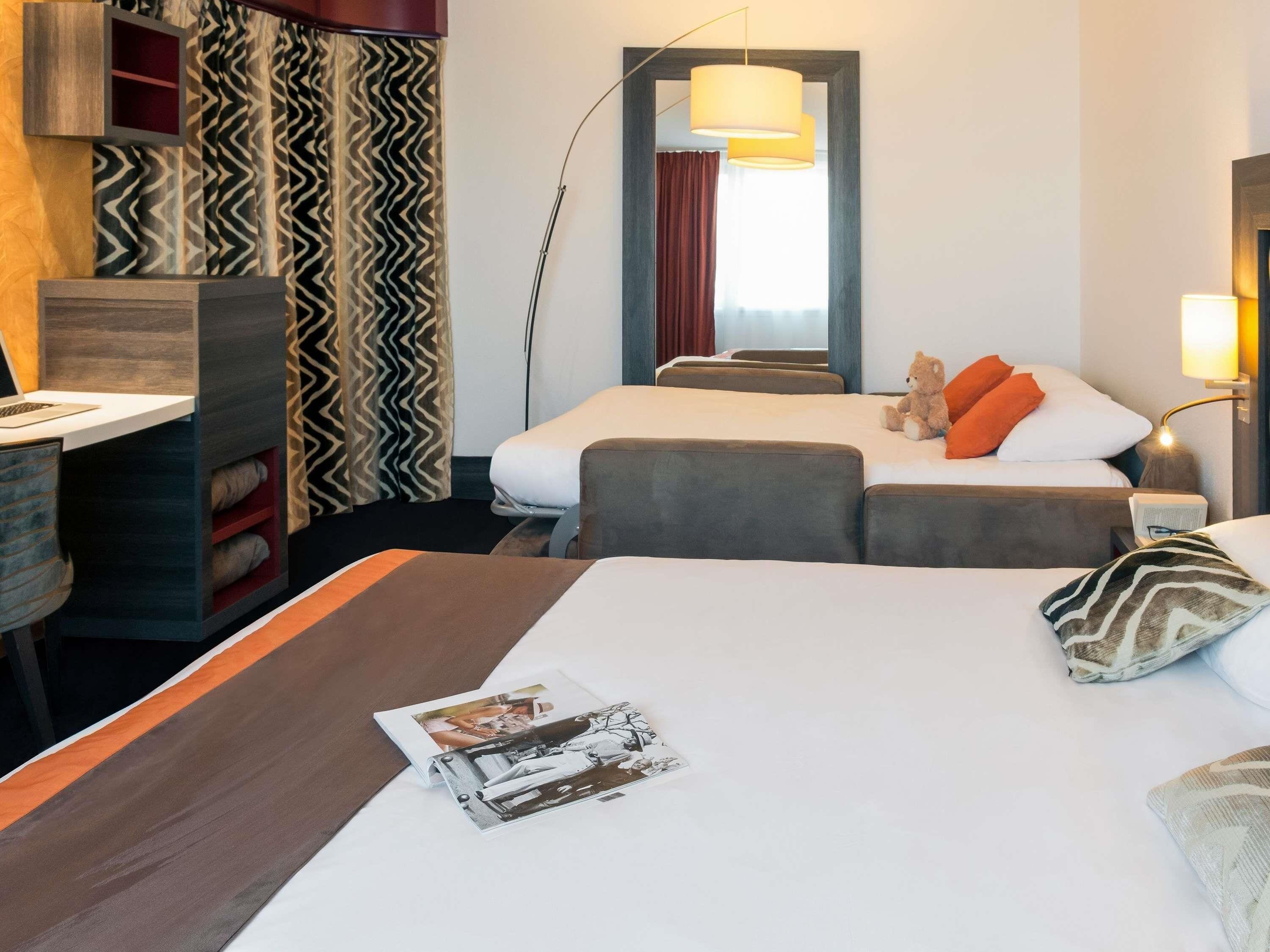 Family Room, 1 King Bed with Sofa bed | In-room safe, desk, soundproofing, iron/ironing board