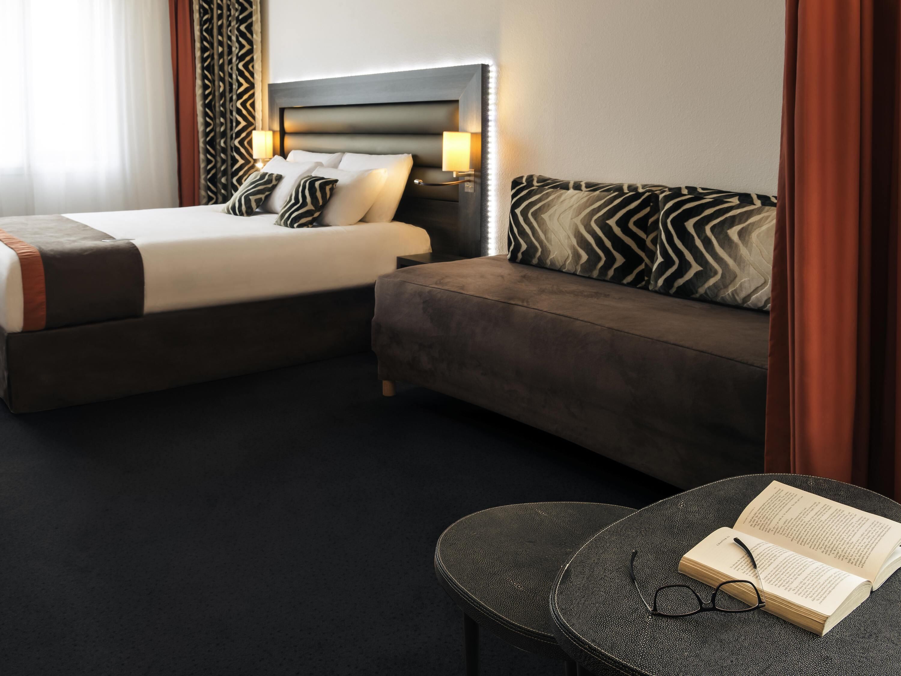 Suite – executive, 1 kingsize-seng med sovesofa | Safe på rommet, skrivebord, lydisolert og strykejern/-brett