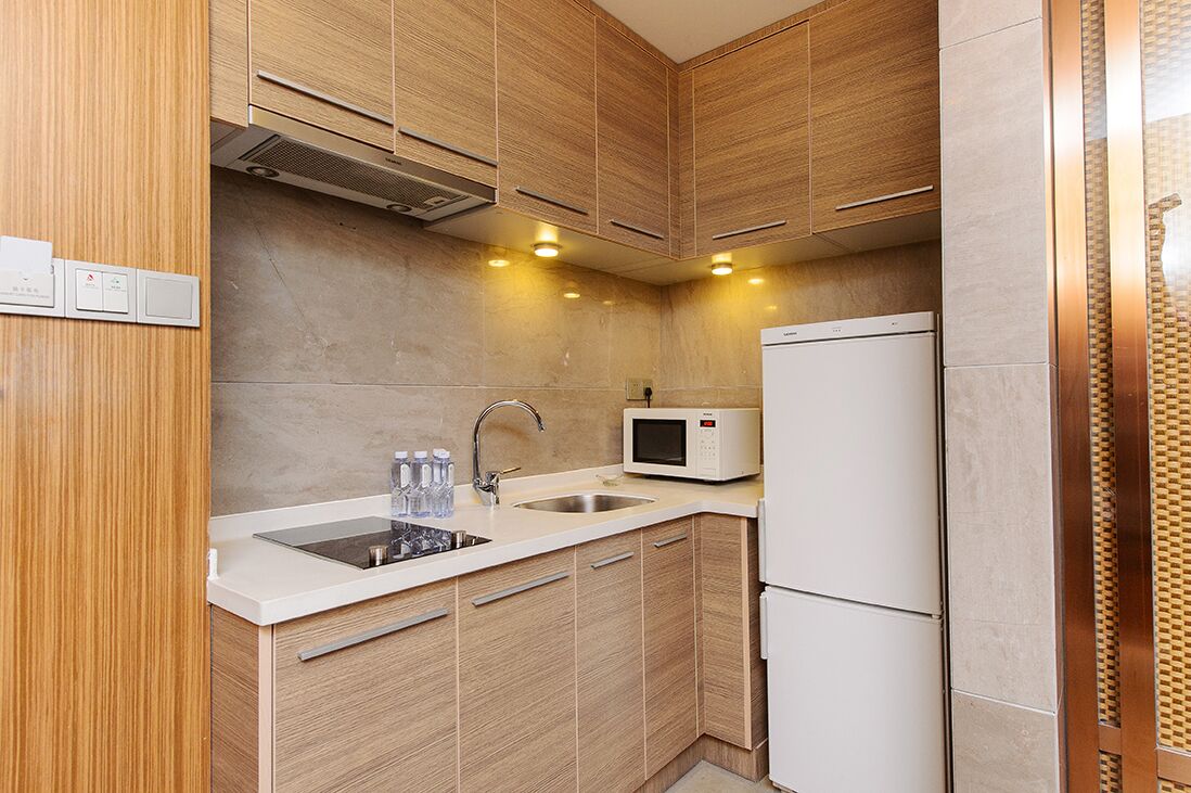 fridge, electric kettle