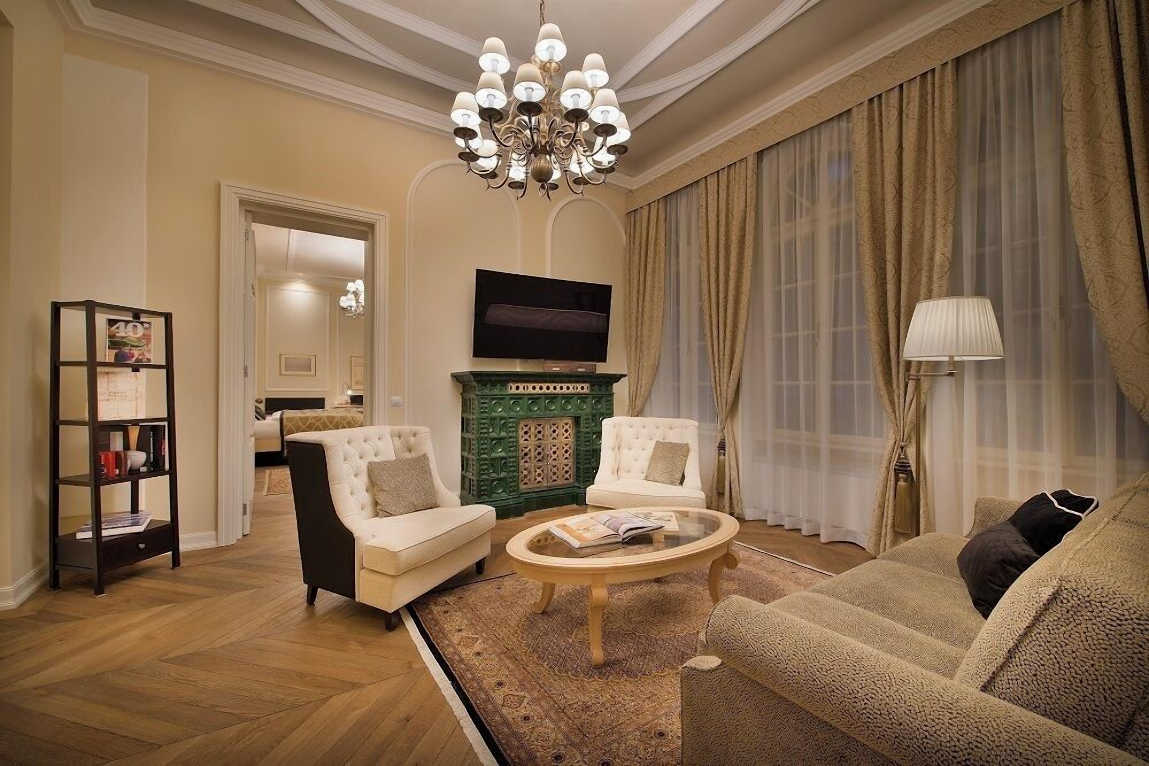 Wilson Grand Apartment, 2 Bedrooms | Living area