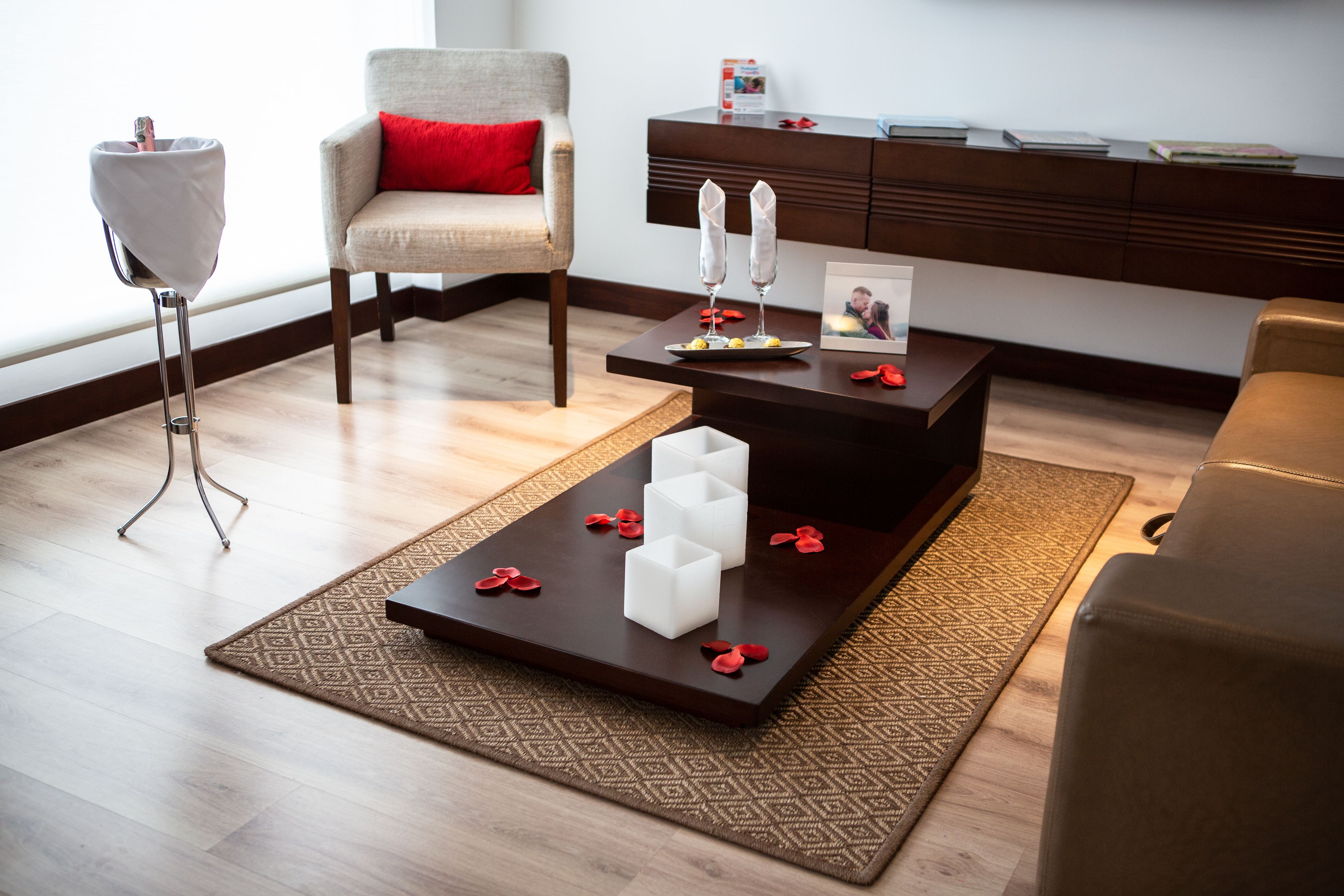 suite, 1 king bed, non smoking (living room) | living area | 42-inch lcd tv with digital channels, tv, pay films