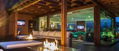 Bar (en la propiedad)