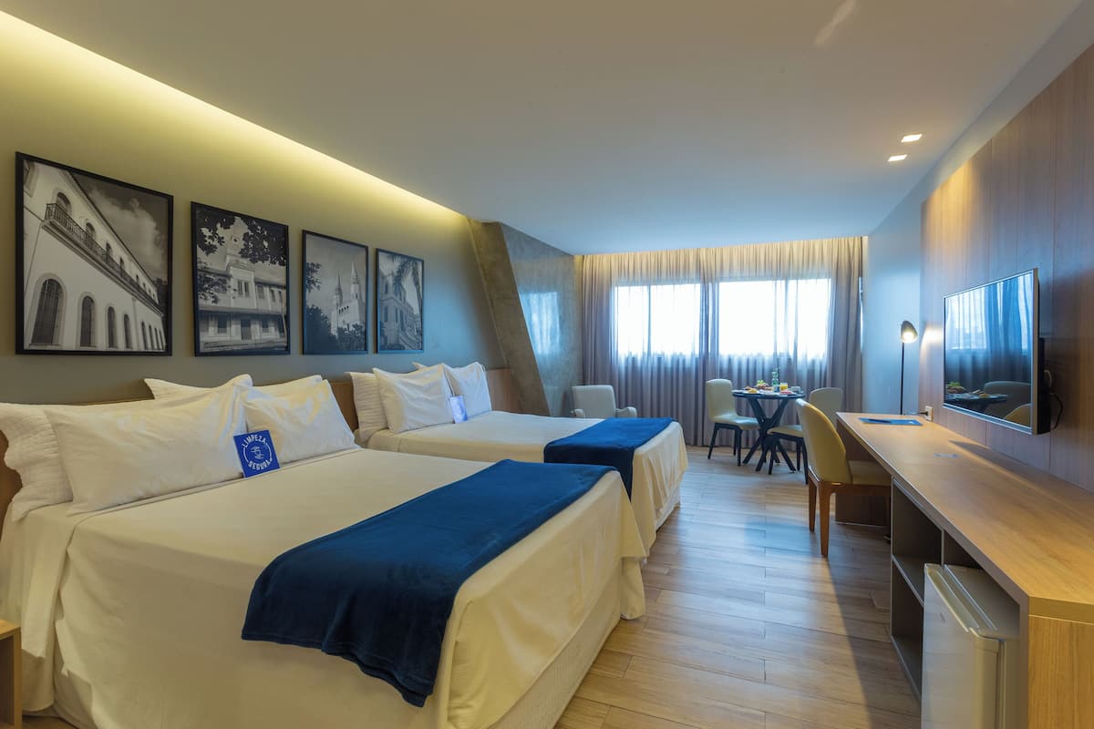 Family Room | 1 bedroom, minibar, in-room safe, desk