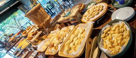 Colazione a buffet inclusa, servita tutte le mattine