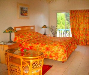 Iron/ironing board, free WiFi - The Anchorage Inn (St. John's)