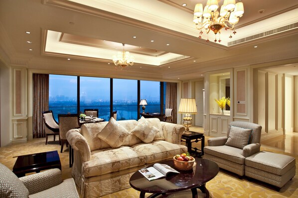 迷你吧、客房內保險箱、隔音、熨斗/熨衣板