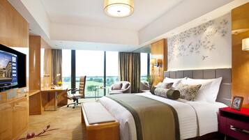 Minibar, in-room safe, soundproofing, iron/ironing board