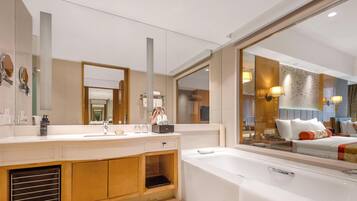 Separate tub and shower, free toiletries, bathrobes