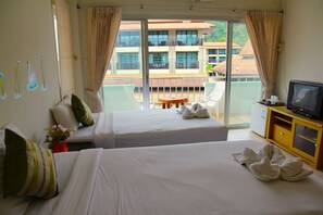 Room - Swiss Chalet Guesthouse (Krabi)