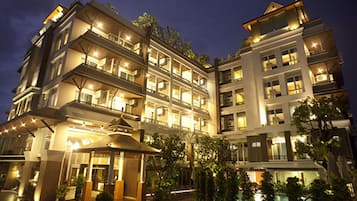 Front of property – evening/night