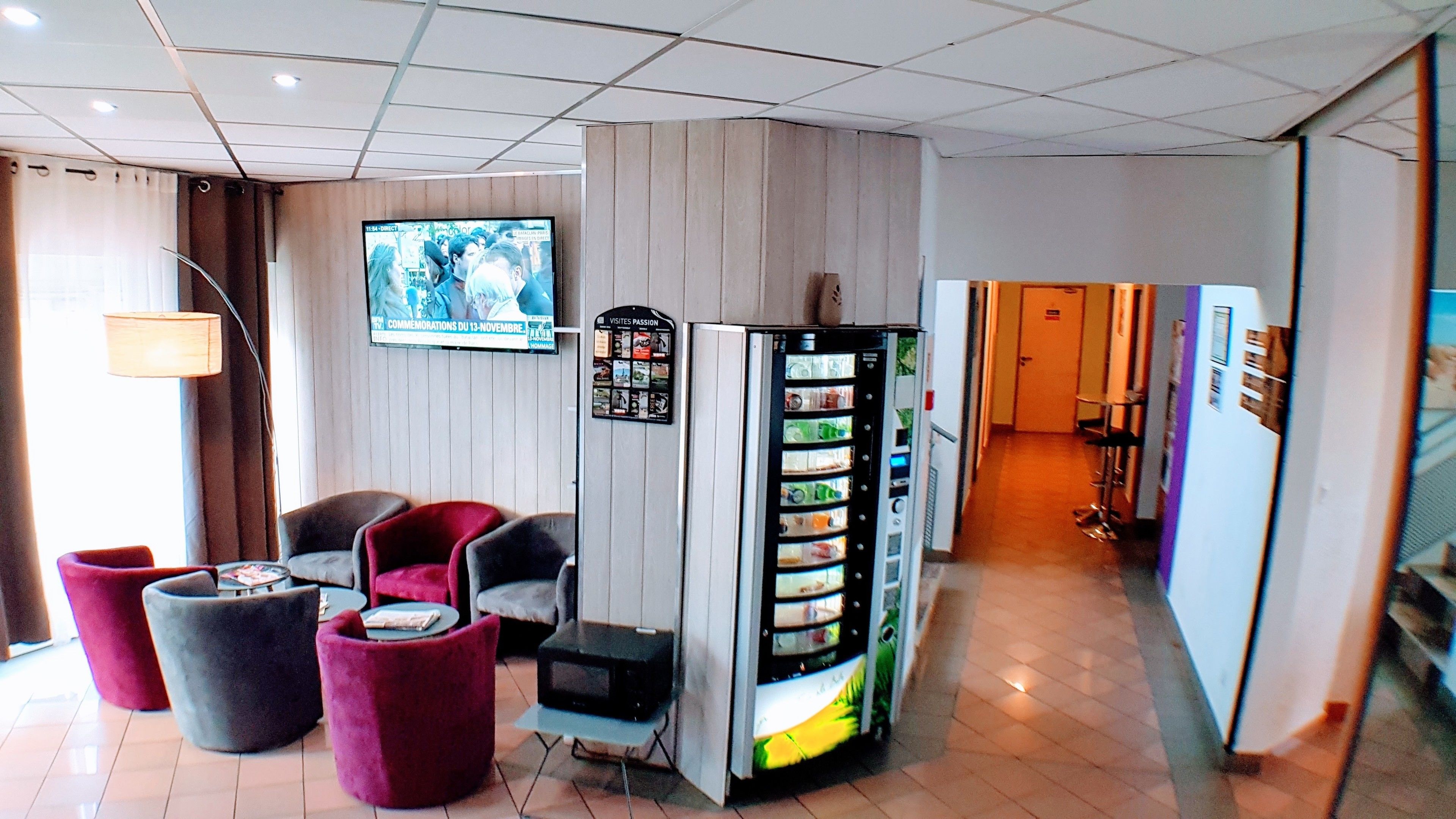 ロビー応接スペース