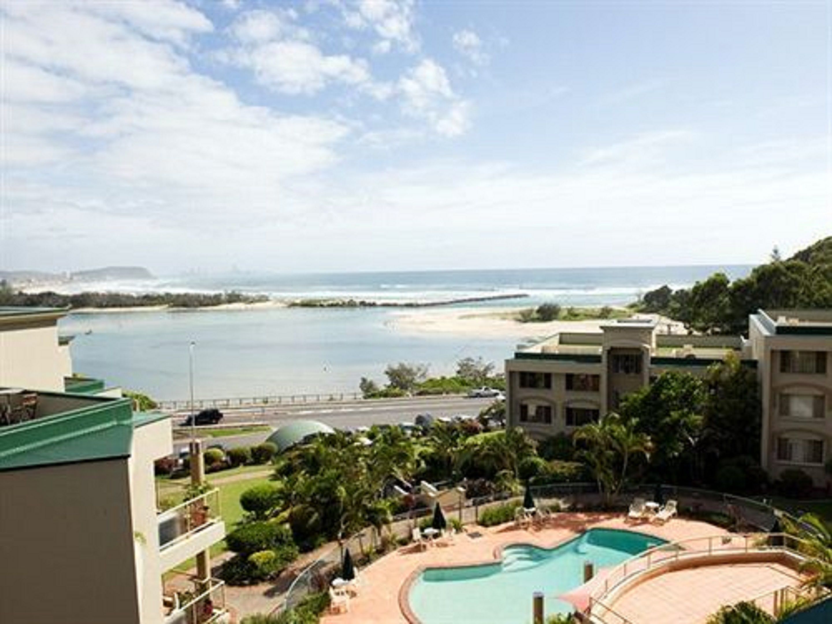 Little Cove Currumbin — image 18