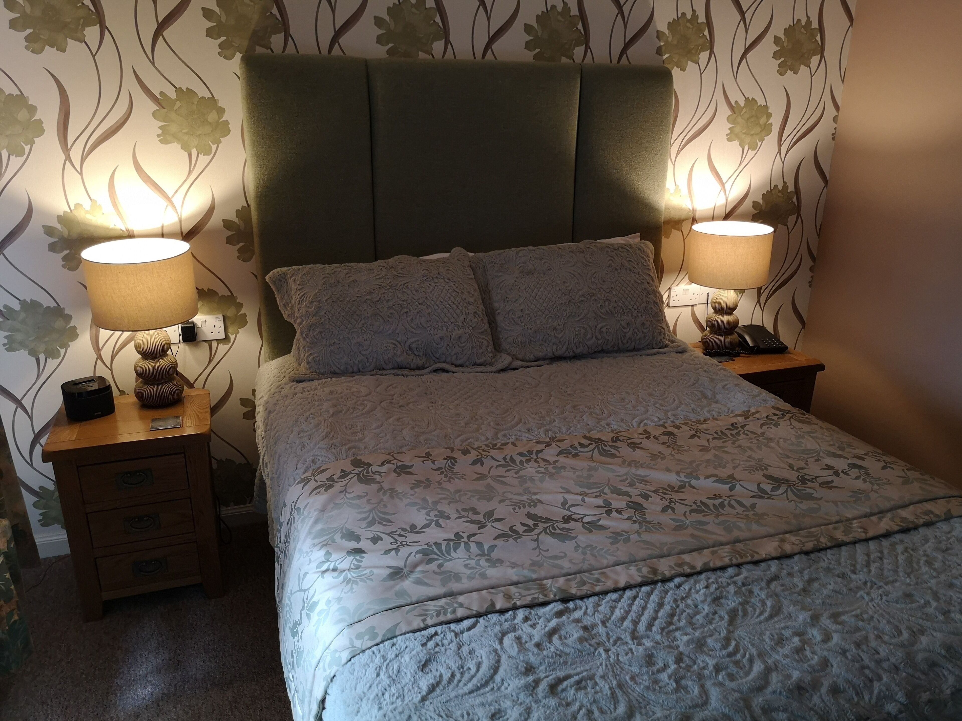 superior double room, ensuite | wifi