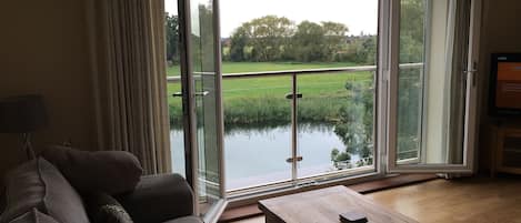 Exclusief appartement, en-suite badkamer, uitzicht op rivier (Penthouse 65 Skipper Way) | Uitzicht vanuit accommodatie