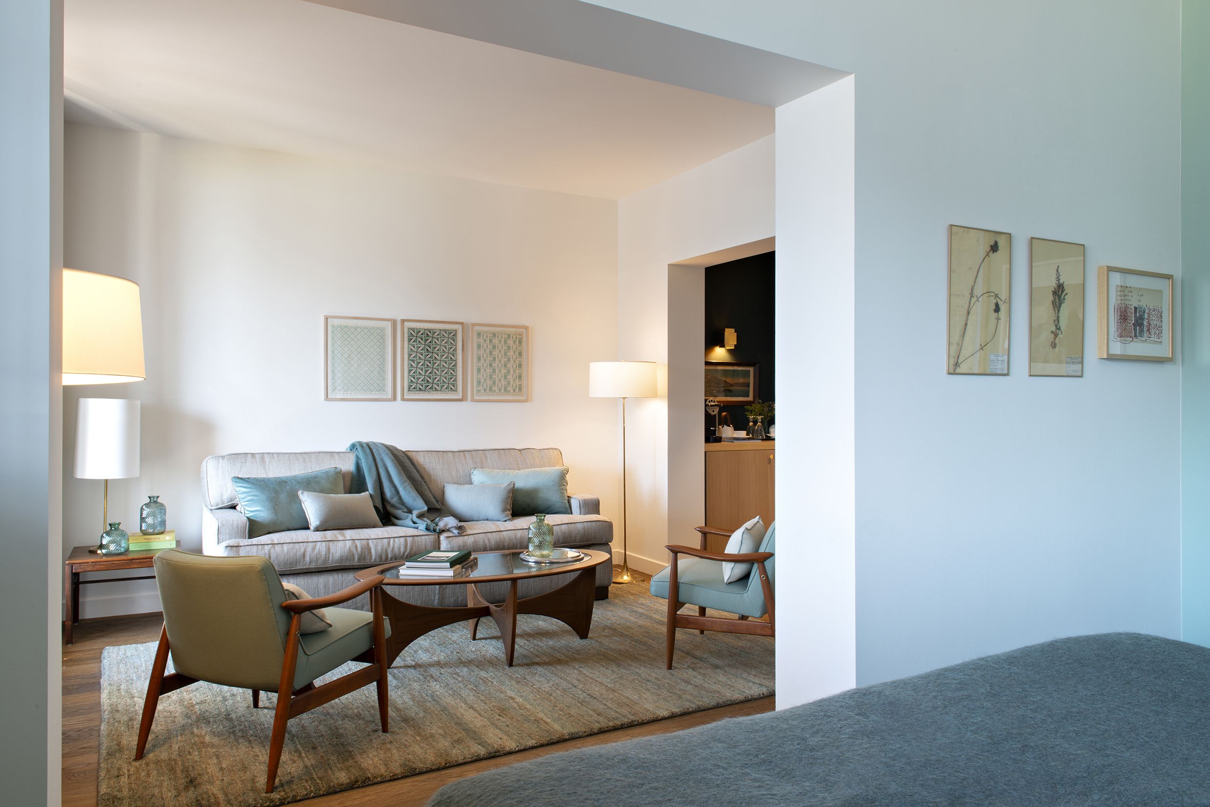 junior suite, balcony, lake view | 1 bedroom, free minibar items, in-room safe, desk